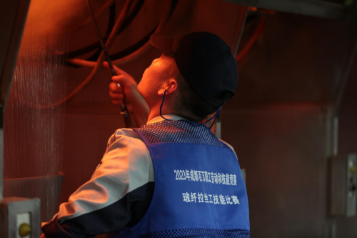 2023年成都百万职工劳动和技能竞赛玻纤拉丝工比赛成功举办(图3)