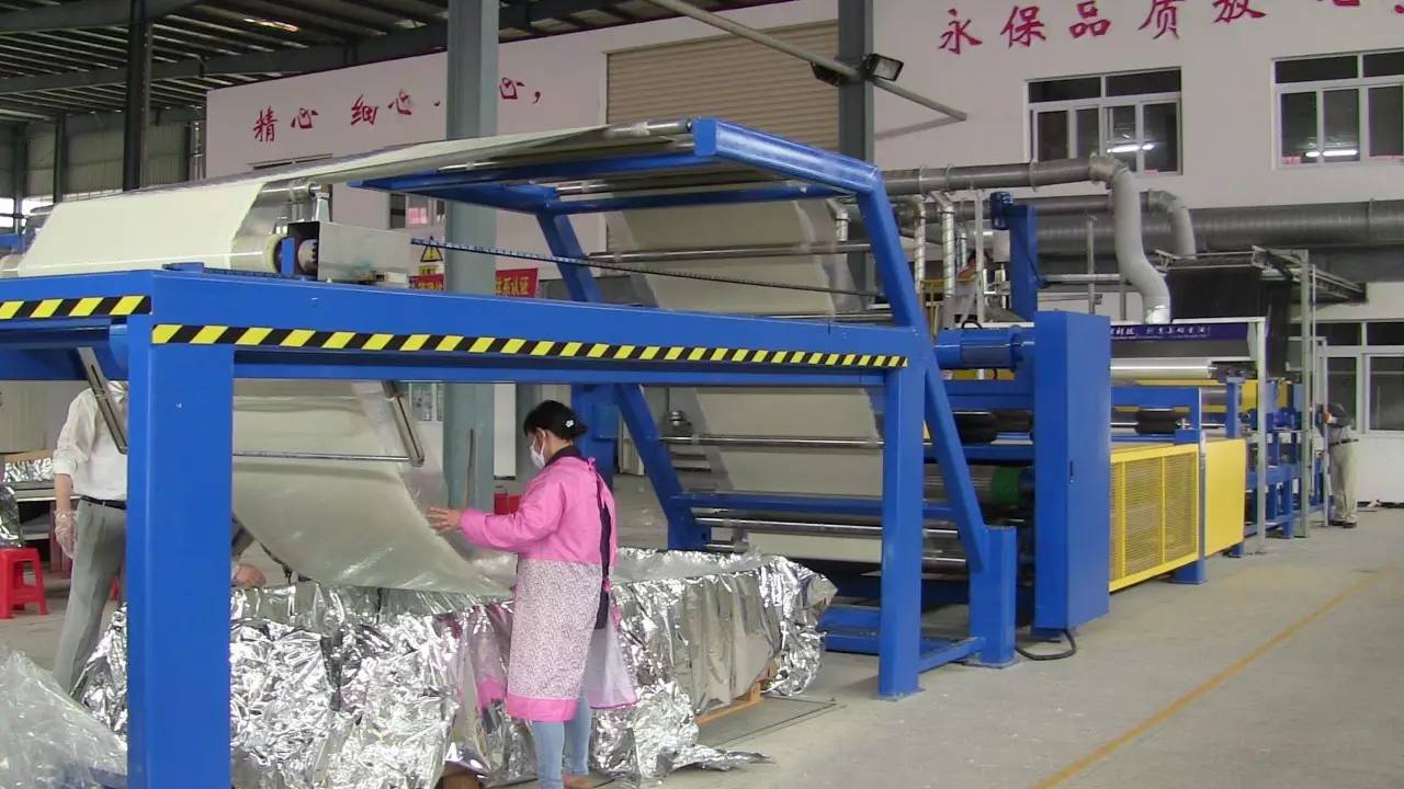 瑞麟科技王大勇在第十届“2017复合材料技术创新应用峰会”上作《铁路客车SMC的应用及SMC新技术》专题演讲(图10)