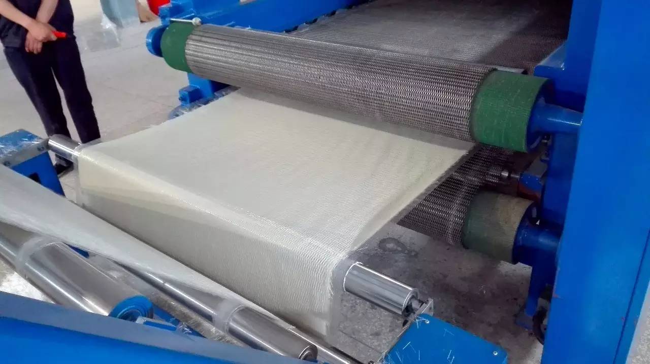 瑞麟科技王大勇在第十届“2017复合材料技术创新应用峰会”上作《铁路客车SMC的应用及SMC新技术》专题演讲(图11)