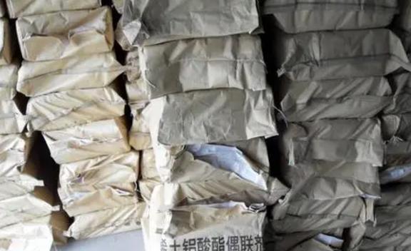 硅烷的活性基团对树脂基体有一定的选择性这是为什么呢?(图16) 硅烷的活性基团对树脂基体有一定的选择性这是为什么呢?(图16)